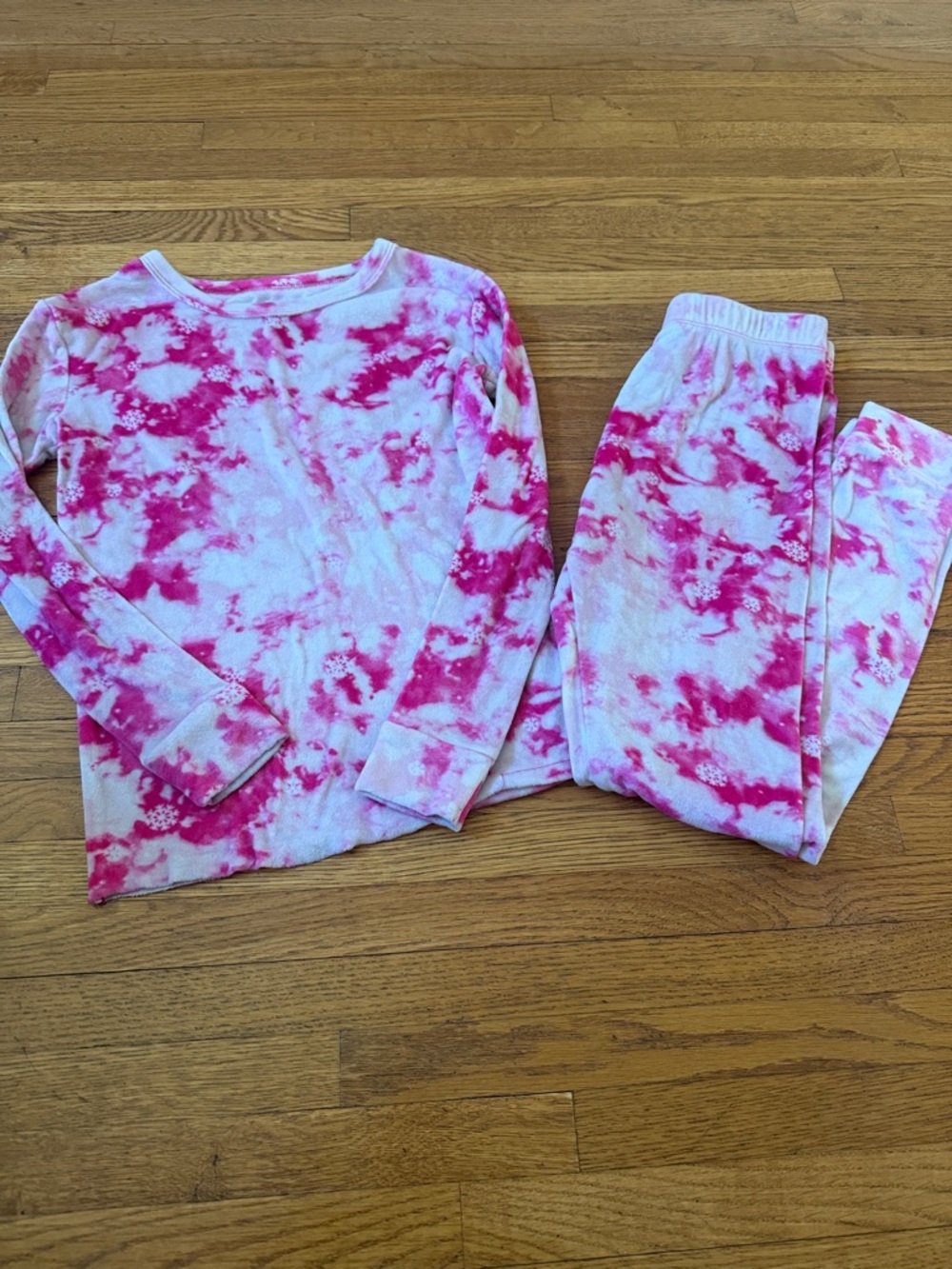 💕3 for $15💕 Buttery Soft Kids Pink Tie-Dye Two-Piece Pajama Set